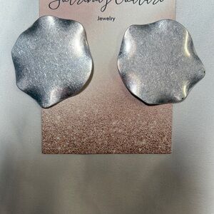Silver Wavy Earrings